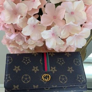 Fashion women wallet, monogram